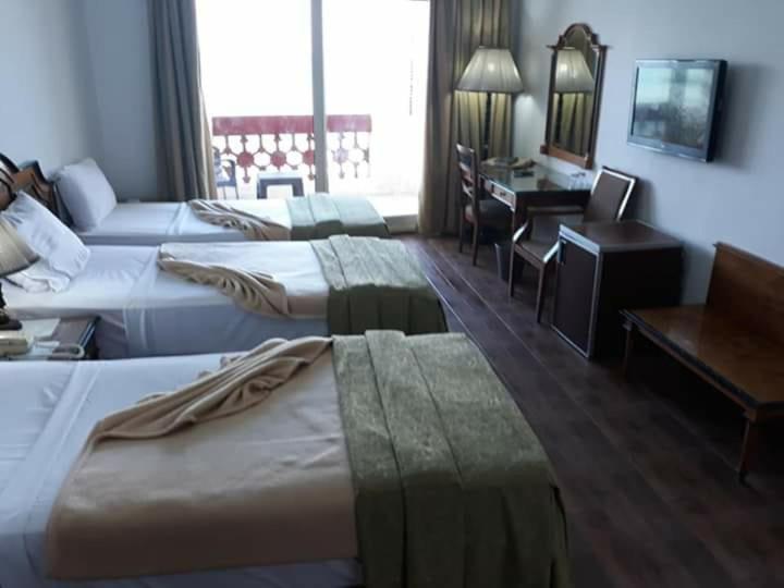 Kaoud Sporting Hotel アレクサンドリア エクステリア 写真