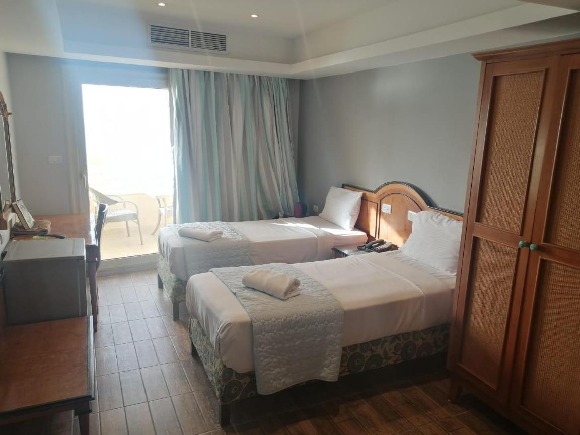 Kaoud Sporting Hotel アレクサンドリア エクステリア 写真