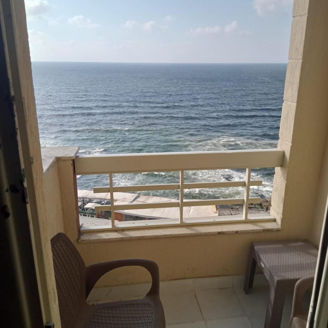 Kaoud Sporting Hotel アレクサンドリア エクステリア 写真
