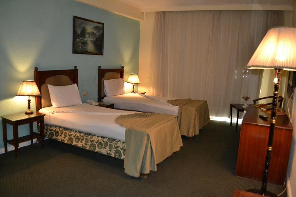 Kaoud Sporting Hotel アレクサンドリア エクステリア 写真